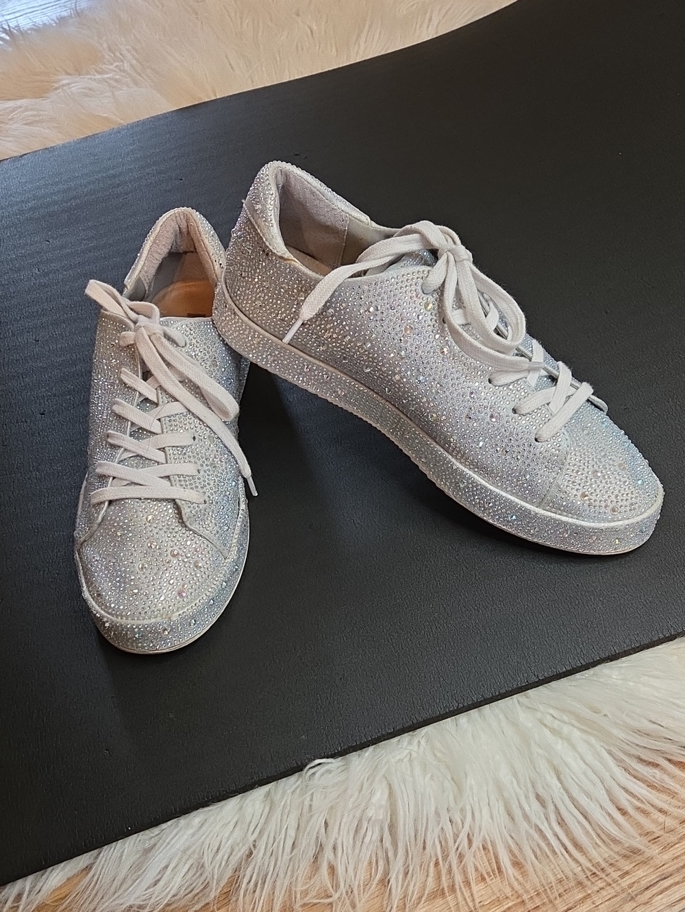I.N.C. Rhinestone Sparkle Lace-Up Women's Sneakers in Silver Sz 9.5